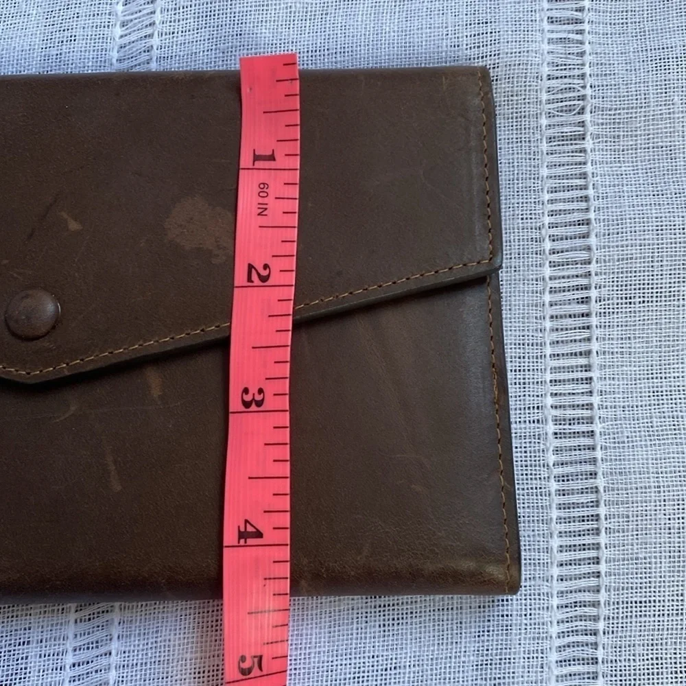 It’s Life RFID NWOT vintage look genuine leather wallet.